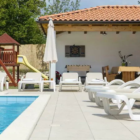 Beautiful Holiday Home With Private Pool In Labin