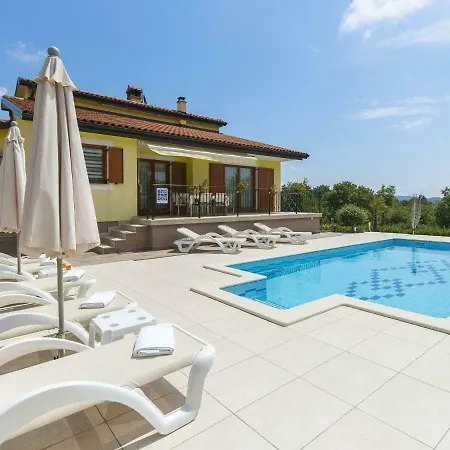 Beautiful Holiday Home With Private Pool In Labin