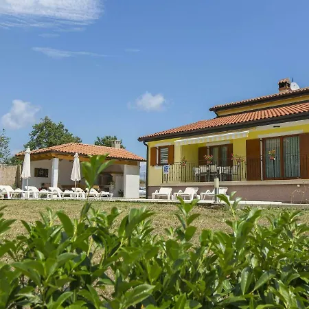 Tatil Evi Beautiful Holiday Home With Private Pool In Labin *