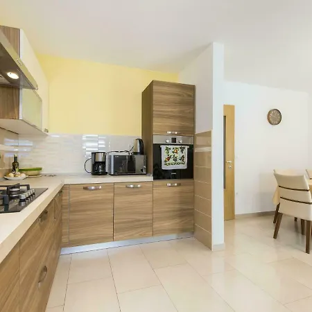 Tatil Evi Beautiful Holiday Home With Private Pool In Labin *