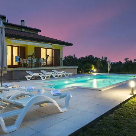Tatil Evi Beautiful Holiday Home With Private Pool In Labin