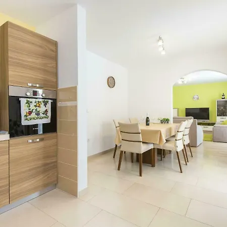 Tatil Evi Beautiful Holiday Home With Private Pool In Labin